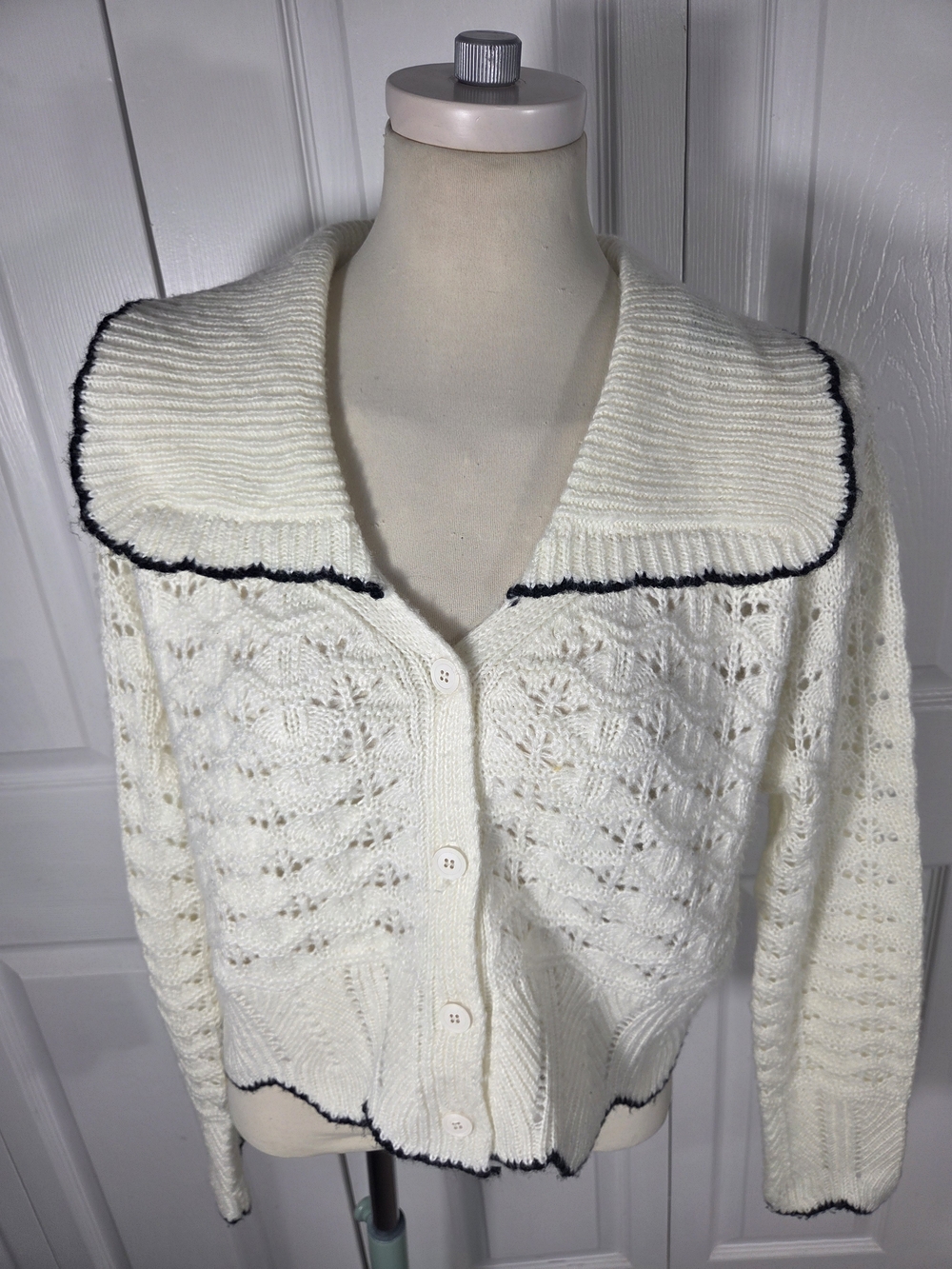 Böhme Ivory Pointelle Knit Scallop Hem Cardigan M - Picture 1 of 6